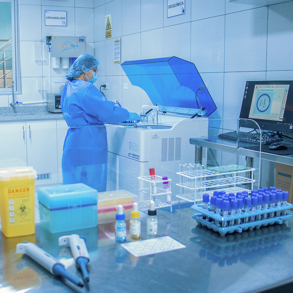 laboratorio-de-analisis-clinico-y-molecular